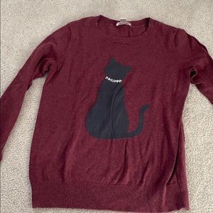 Cat sweater size small, great fit,great condition